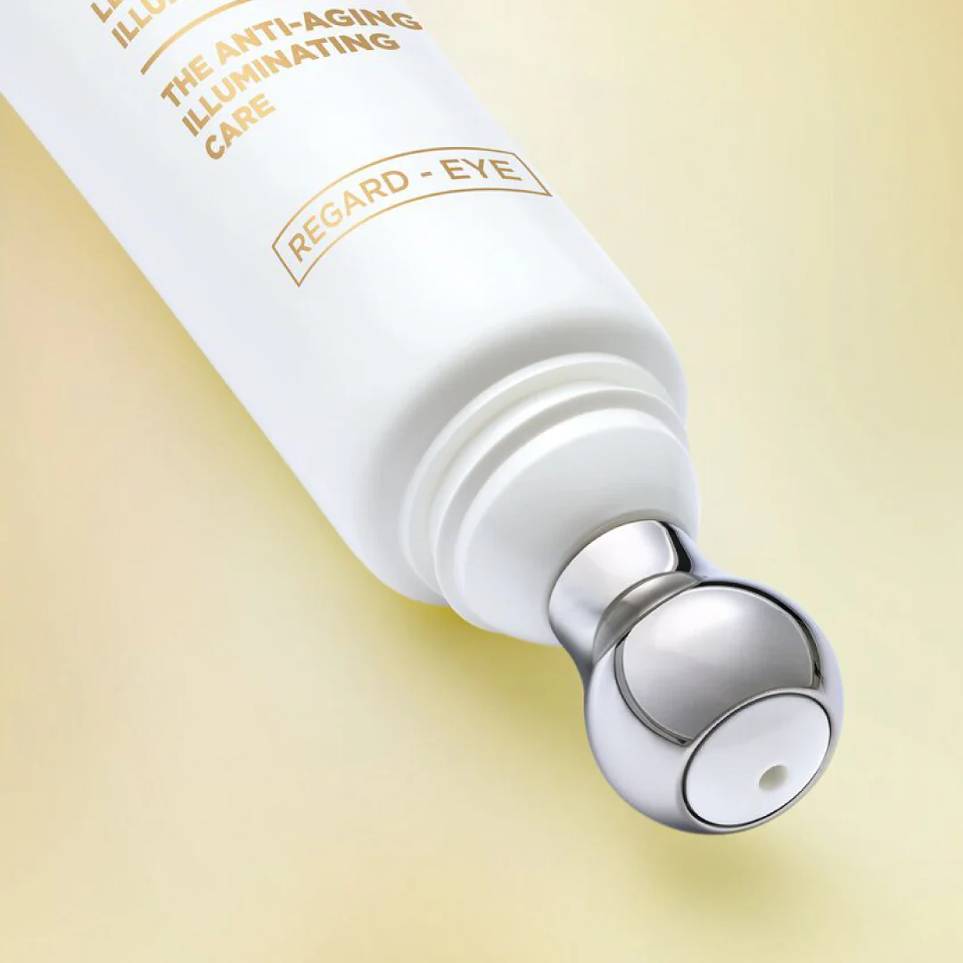The Illuminating Eye Cream With The Cooling Metal Applicator Tip - Image 2
